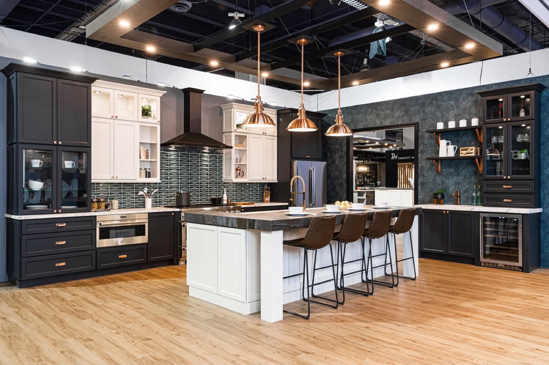 Premium two-tone 2-pac kitchen finished by Two Bros 2Pac